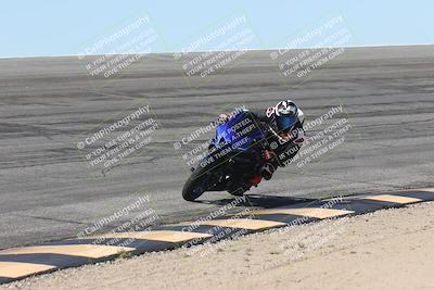 media/Oct-13-2025-Moto Forza (Mon) [[a66d839500]]/4-C Group/Session 2 (Bowl)/